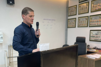 Prefeito Dionei Lewandowski Participa de Sessão Ordinária e Reforça Compromisso com o Desenvolvimento de Jóia