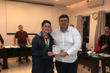 Câmara Municipal Celebra a Vitória de João Gabriel Moraes na OBMEP com Moção de Aplauso