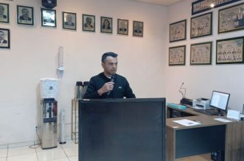 Palestrante Motivacional e Produtor de Leite de Jóia Senhor Fabricio Nascimento relata sobre sua trajetória como Produtor de Leite.