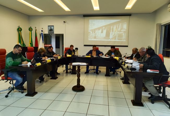 Câmara Municipal de Vereadores de Jóia realizou nesta segunda-feira dia 20 de maio de 2024 sua 16ª Sessão Ordinária