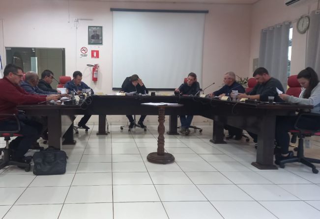 5º SESSÃO EXTRAORDINÁRIA DA SEGUNDA SESSÃO LEGISLATIVA DA DÉCIMA LEGISLATURA, EM 22.08.2022