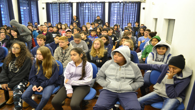 REGISTRO DA VISITA À ESCOLA PARTICIPANTE DO 2º CÂMARA MIRIM DE JÓIA  13 DE MAIO DE 2019.  6ª ESCOLA VISITADA -  ESCOLA ESTADUAL ANTÔNIO MASTELLA.